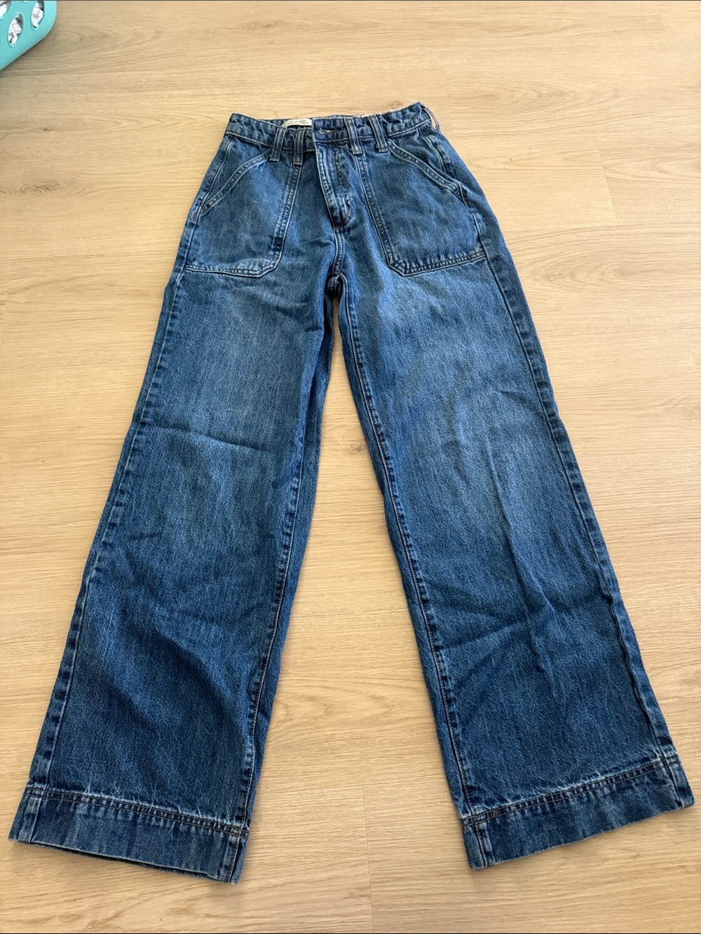 Women high waisted jeans